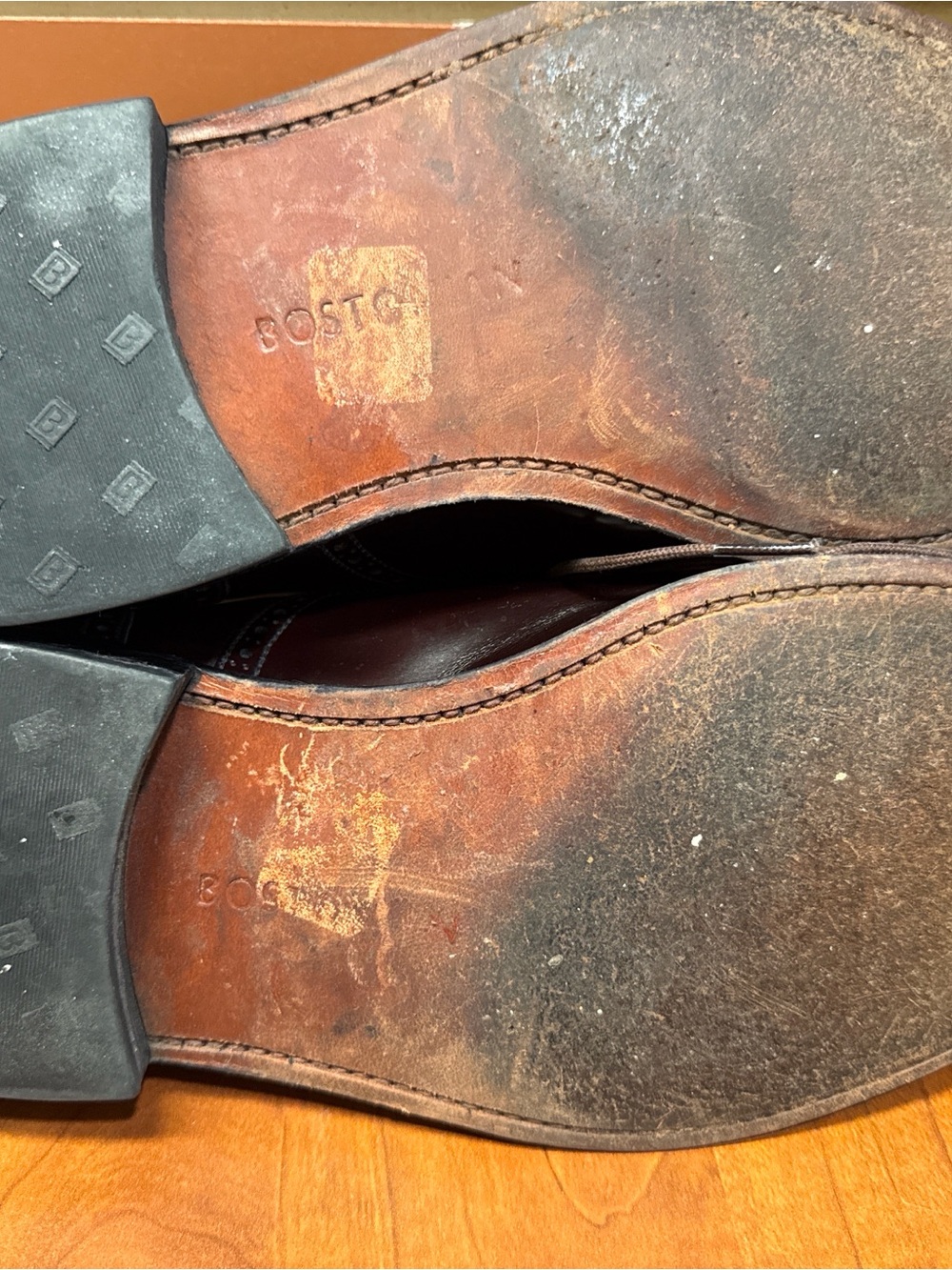 Bostonian Men's Brown Cap-Toe Oxford Lace-Ups - Picture 7 of 8